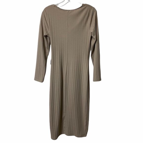 ASTR Ribbed Longsleeve Women Dress Size MEDIUM BRAND NEW - Picture 4 of 4